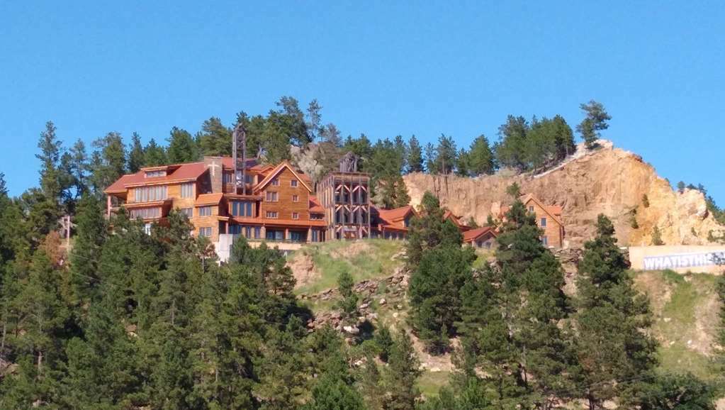 Magnuson Grand Rushmore View Keystone Exterior photo